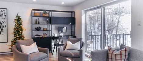 Televisor i llar de foc