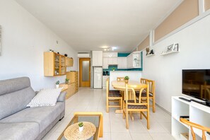 TV - RESIDENCIAL ALMADRAVA 4 Roses (Rosas / Roses)