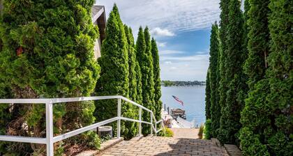 Cozy Studio on the Sturgeon Bay Canal