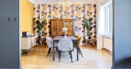 Elegant 1BR Retreat with Patio Near Kirchberg