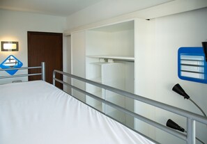 2 chambres, fer et planche Ă repasser, Wi-Fi, draps fournis