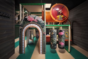 Children’s play area – indoor