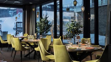 Frühstück, Mittagessen, Abendessen, italienische Küche
