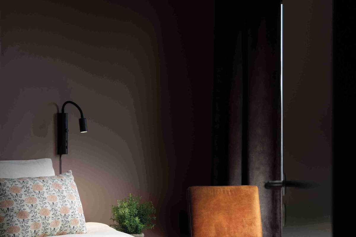 Suite | Free WiFi, bed sheets