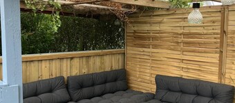 Lovely holiday home only approx. 350 meters from Høll Strand.