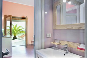 Suite, Sea View | Bathroom - Residence with private beach in Bosa Marina (Bosa)
