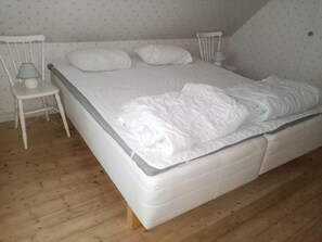 2 bedrooms