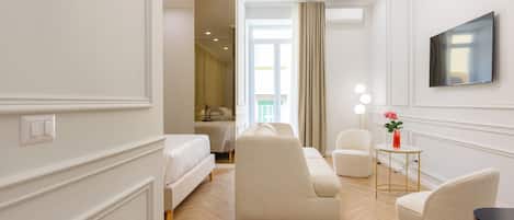Luxury Suite, City View | 1 bilik tidur, cadar Frette Itali, peralatan tempat tidur premium