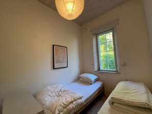 2 bedrooms, free WiFi