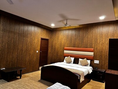 Hub Of Joys Laxman Jhula