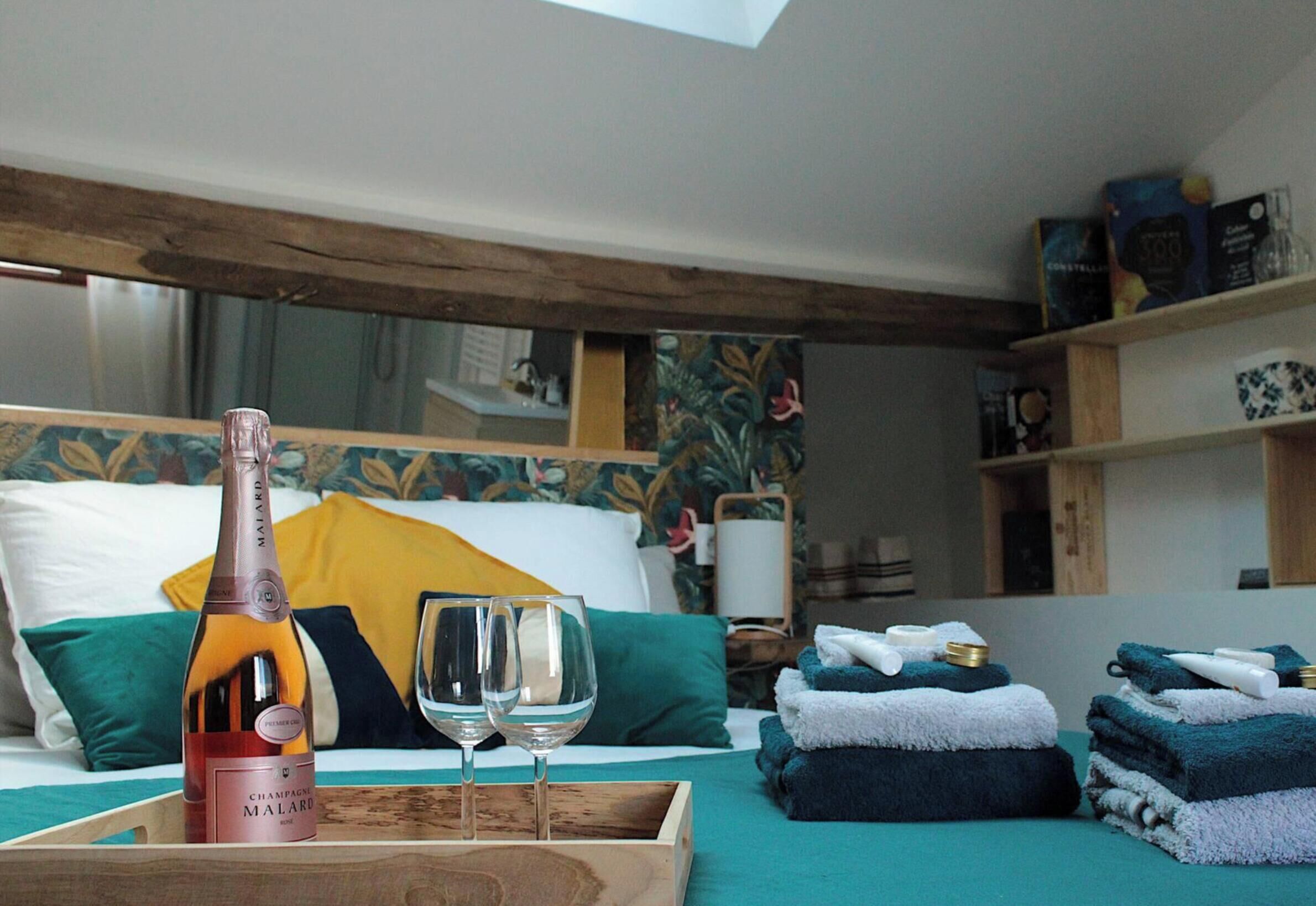 1 slaapkamer, een strijkplank/strijkijzer, reisbedje, gratis wifi