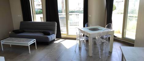 リビング エリア