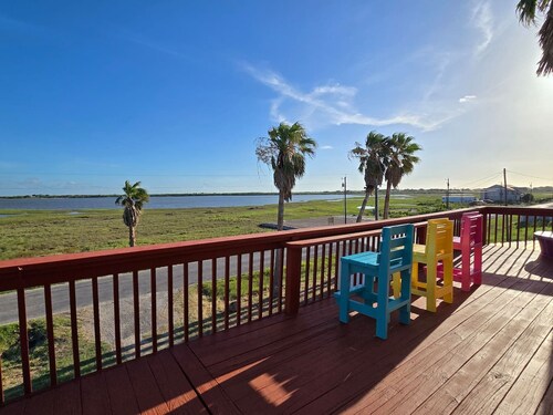 Beach Front Cottage - Head on the cloud, toes on the sand