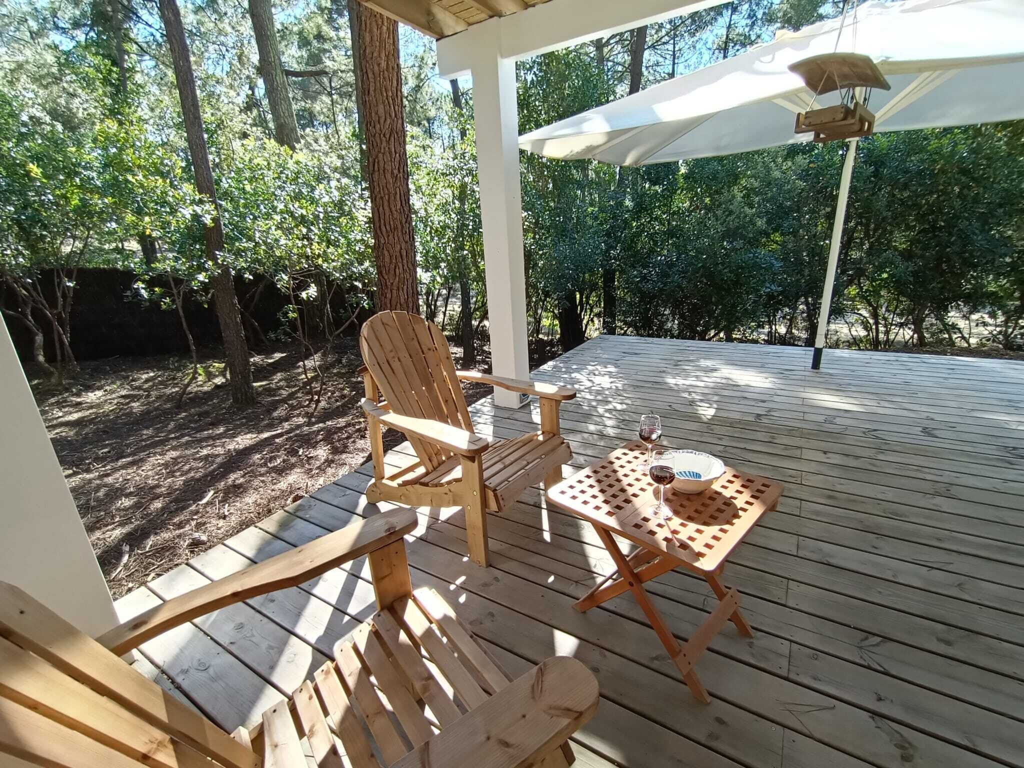 屋外ダイニングエリア