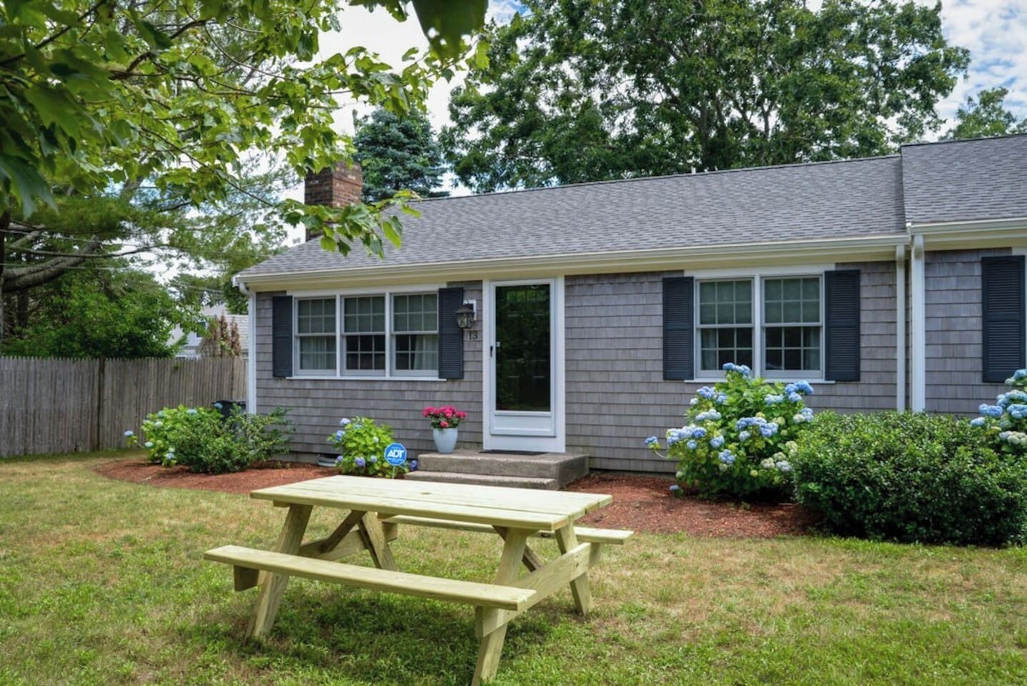 Cozy Coastal Retreat West Dennis