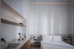 Superior Suite | 1 bedroom, hypo-allergenic bedding, in-room safe, blackout drapes - Vegga Suites (Heraklion)