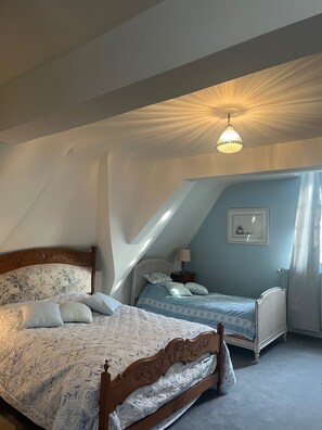 2 habitaciones, wifi gratis y ropa de cama 