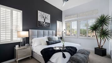 2 bedrooms, desk, iron/ironing board, WiFi