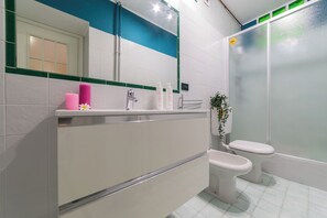 Apartment | Badezimmer