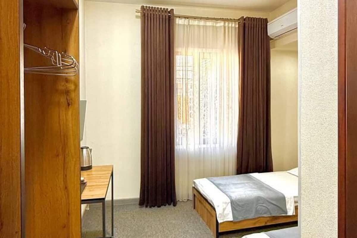 Twin Room, 2 Single Beds