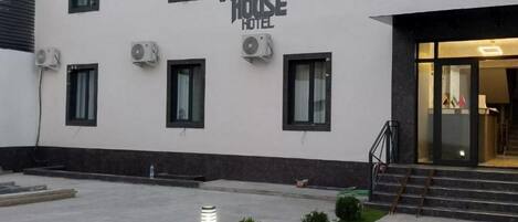 Façade de lâhĂ©bergement