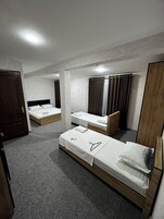 Ropa de cama de alta calidad, tabla de planchar con plancha, wifi gratis
