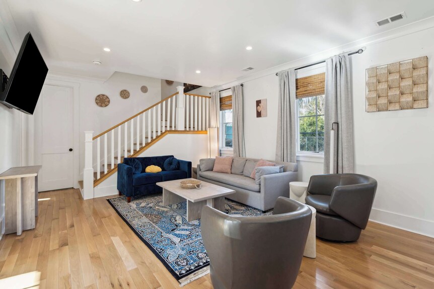 Adorable Family Home With Heated Pool - Charleston, SC