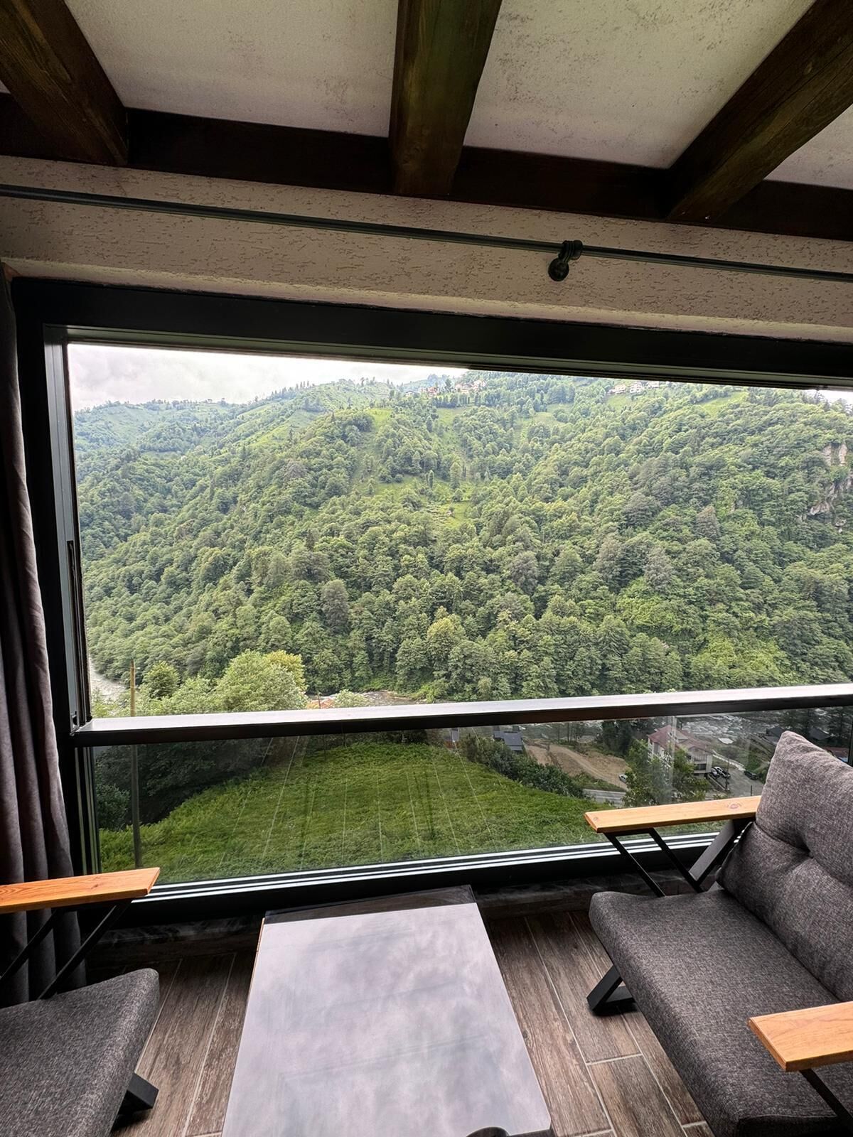 Chambre | Coin séjour