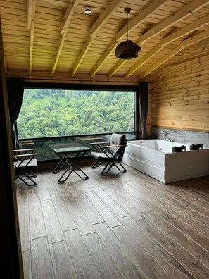 Rom – deluxe | Bad