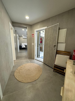 1 chambre, fer et planche à repasser, Wi-Fi gratuit, draps fournis