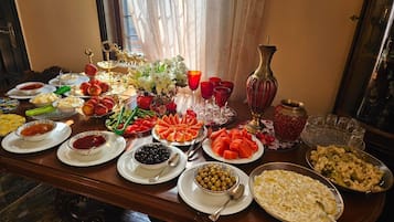 Daily buffet breakfast (EUR 8 per person)