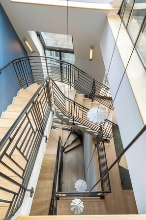 Interior - Rental Unit 3BR/3BA w/ House Manager & Services (Paris)