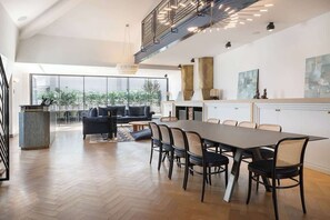 Interior - Rental Unit 3BR/3BA w/ House Manager & Services (Paris)