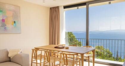 Eine Angenehme, neu Erbaute Villa mit Swimmingpool, Ideal zum Entspannen in Ruhe