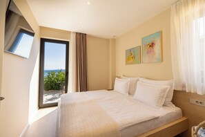 3 chambres, lit de bébé portatif, Wi-Fi, literie fournie