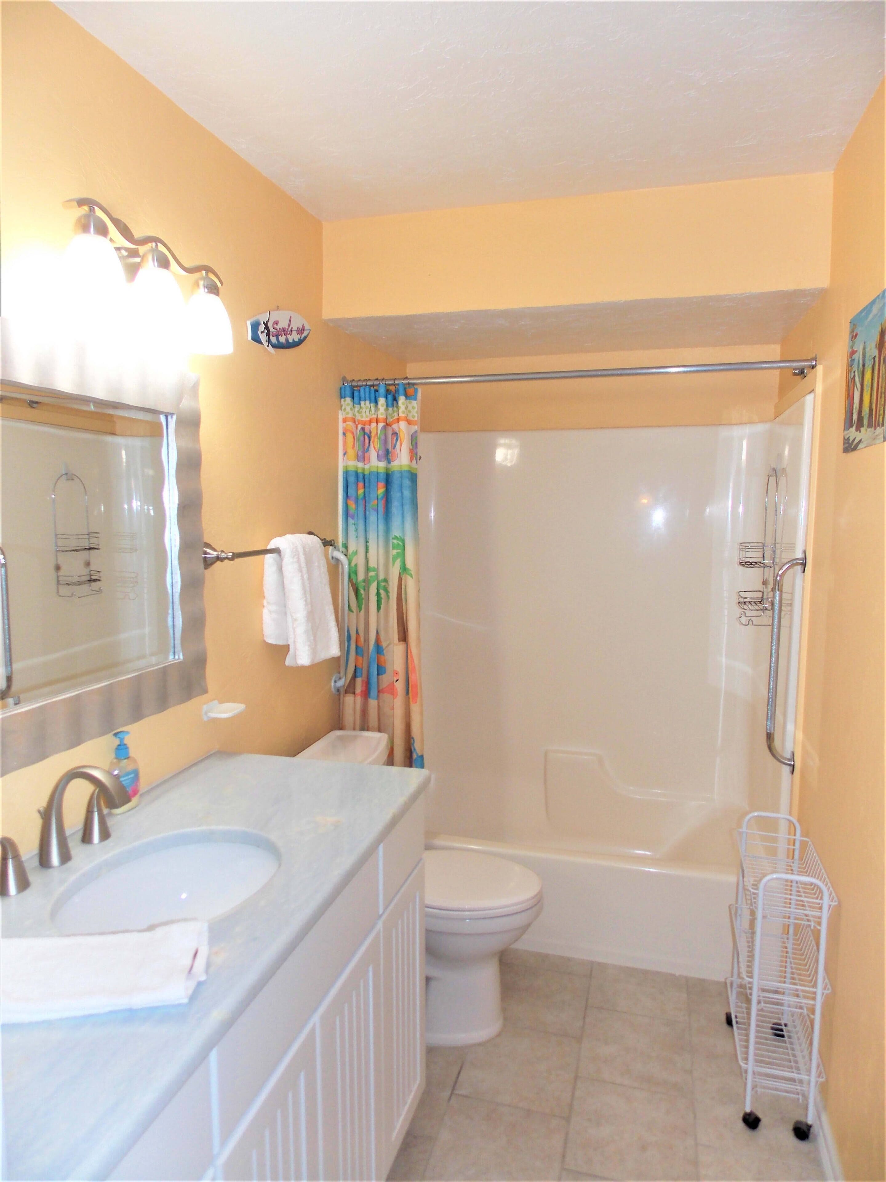 Douche, serviettes fournies