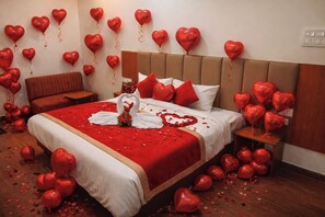 Superior Room | In-room safe, desk, laptop workspace, free WiFi - Hotel Highway Relax Inn By GRB (Nagpur)