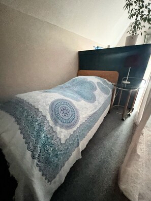 Iron/ironing board, WiFi, bed sheets - Vacation apartment with separate kitchen,  (Aukrug)