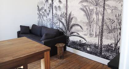 Independent Guest Annex with Balcony