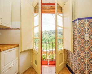 Interior - Abadia Swiming Pool Seule Piscine du Centre Historique (Besalú)