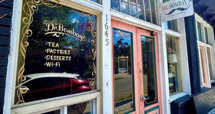 Walkable neighborhood! The Sun House - Entire home to yourself