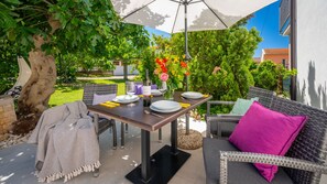 Outdoor dining - Villa Ivona by Villas Guide (Medulin)