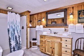 Towels - Estrold's Resort- Birch Cabin (St. Germain)