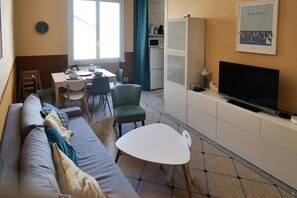 TV, books