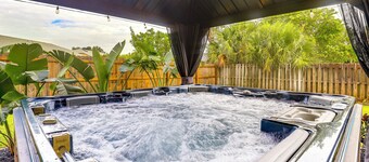 Stylish Port St Lucie Home w/ Hot Tub + Game Room!
