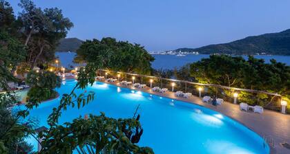 Club Bellamare Beach