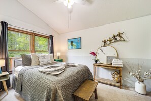 House (3 Bedrooms) | Interior - Hike, Ski & Unwind: Woodsy Beech Mountain Retreat (Banner Elk)