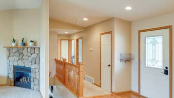 Rumah (4 Bedrooms) | Interior