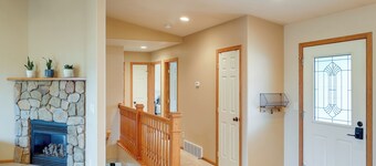 บ้านกว้างขวางที่เพียดมอนต์พร้อมสนามหญ้า < 14 ไมล์ถึงสเตอร์จิส!