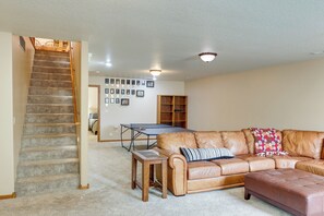 House (4 Bedrooms) | Interior